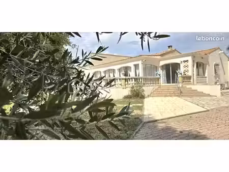 propriété 8 pièces 255 m²