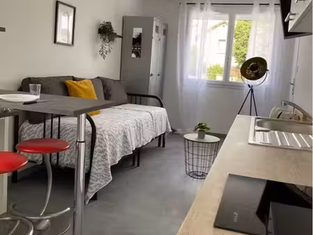 studio meublé avec parking privatif