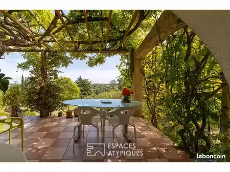 mas 5 pièces 164 m²