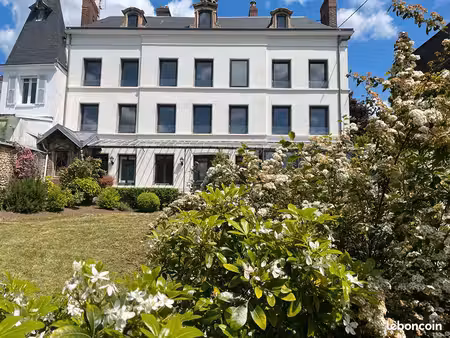 maison 7 pièces 188 m²