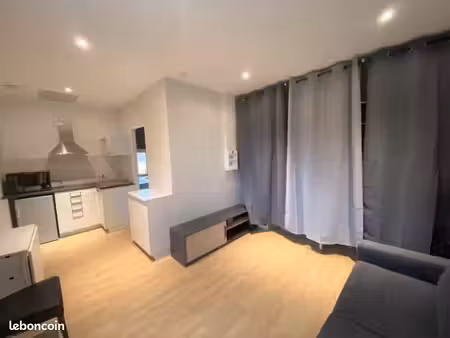 studio 1 pièce 22 m²