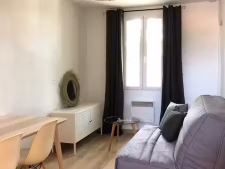 joli t2 vue dégagée près de luma