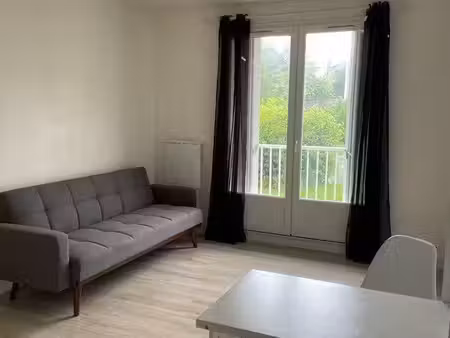 studio plein centre château-thierry