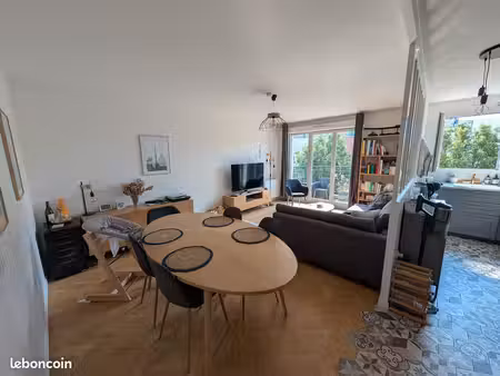 location appartement t3 meublé 63m²