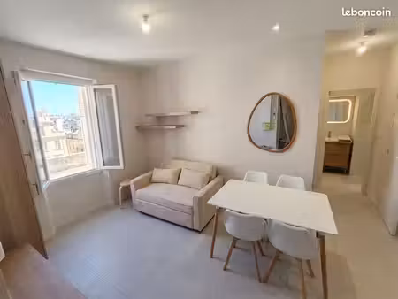 t2 32 m² entièrement rénové – meublé  première location  la ciotat centre