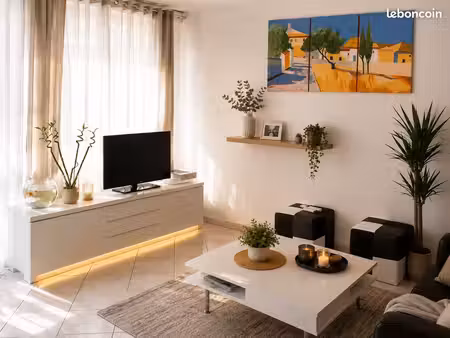 t4 de 78 m² balcon – box fermé / michelet – st félix