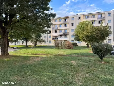 appartement t4 – 66 96 m² – saint-priest sécurisée calme très bon état