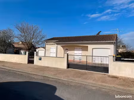 particulier loue maison t4 94 m² + garage à saint-sulpice (81)