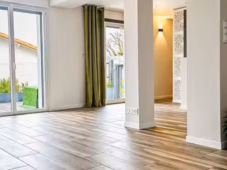 appartement t3 / terrasse / 94m2