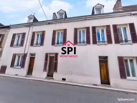 immeuble 13 pièces 240 m²