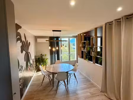 t3 meublé lumineux de 61m² - balcon  cave  parking à pont-de-claix