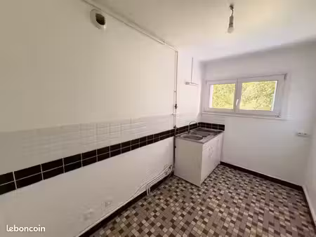 appartement 3 pièces 56 m²