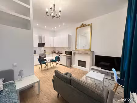 studio meublé 30m2 dans maison de maître proche grand axe routiers rochefort / saintes / l