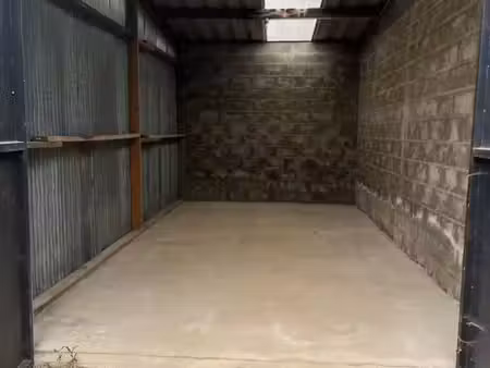 location garage/dépot stockage 30m2