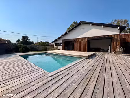 gujan maison de 166m² avec piscine