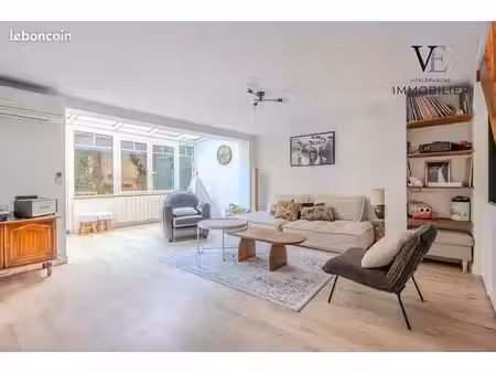 échoppe 6 pièces - 124 m² - avec terrasse