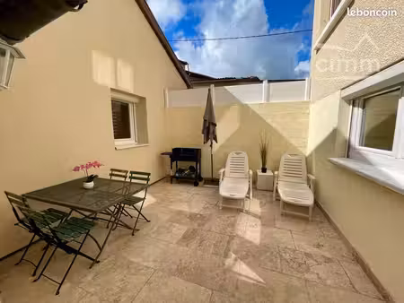 maison de ville 4 pièces 104 m²