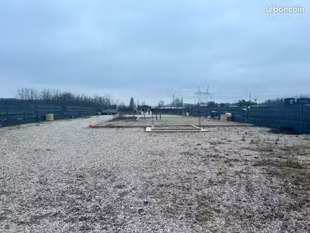 terrain à louer pour parking
