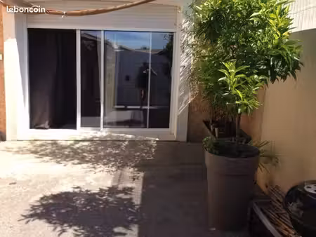 studio avec jardin et terrasse sans vis à vis