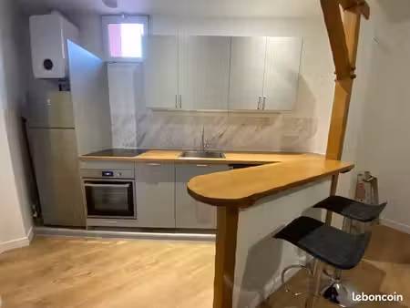 t3 entièrement rénové 55m² — saint-maur (adamville) — non meublé 970/mois + 80 charges — d