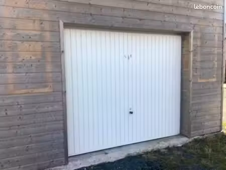 box à louer à cozes