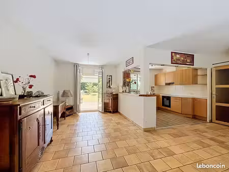 maison 7 pièces 139 m²
