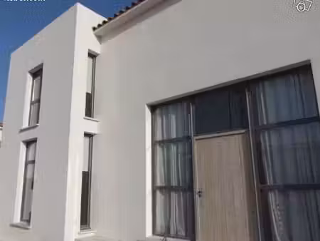 belle villa contemporaine t5 piscine