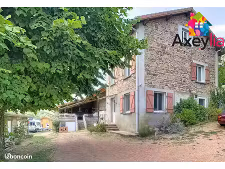 propriété 10 pièces 180 m²