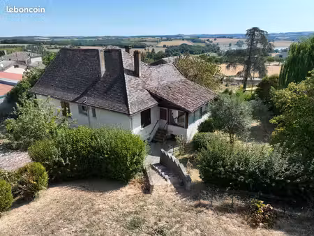 maison de village 5 pièces 120 m²