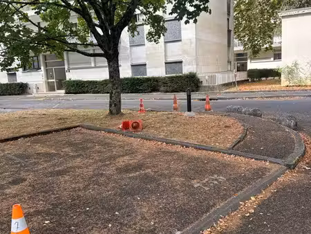 place parking résidence mouillère orléans (saint-marceau)