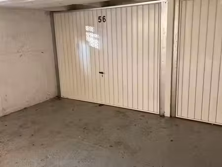 box garage à louer