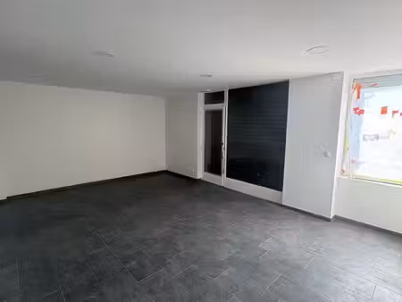local commercial
