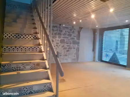 beau local lumineux 170 m2 grenoble centre quartier notre dame/ sainte claire