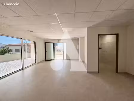 local 90 m² vailhauques