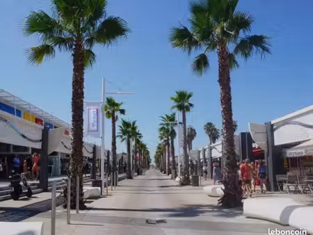 recherche local commercial vias plage