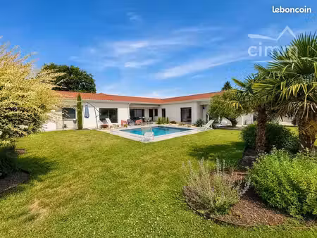 villa 7 pièces 191 m²