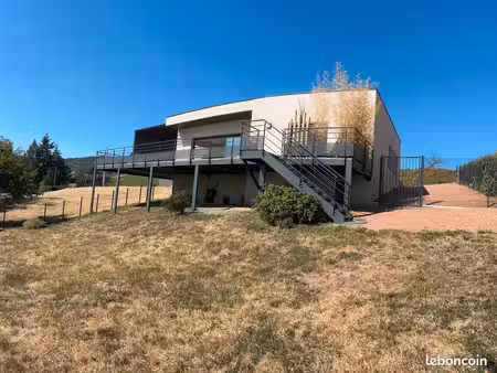 maison contemporaine - vue exceptionnelle - dpe a