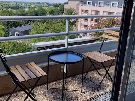 f1 33m2 meublé calme proche loire