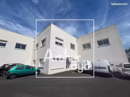 bureaux 120 m²