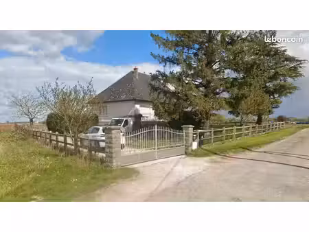 maison à louer vennecy