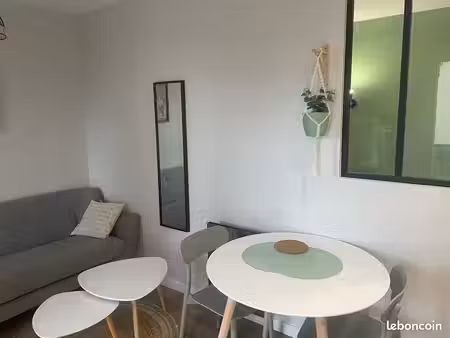 t1 bis meublé pour étudiant + climatisation + internet