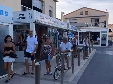 fond de commerce sur valras plage