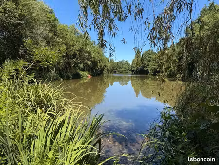 etang terrain de loisir privatif 2ha