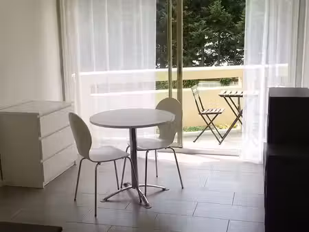 studio meublé 24m² avec balcon