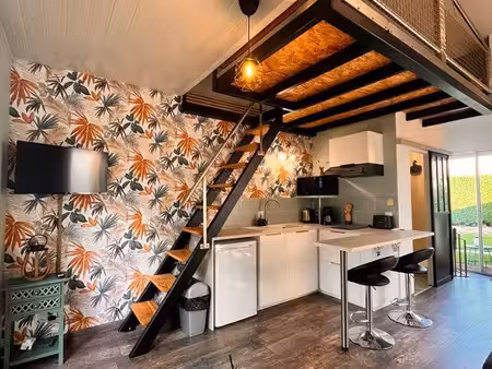 loue studio meublé neuf avec terrasses et jardin