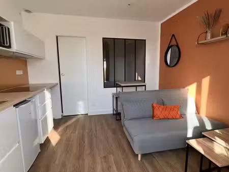 begles  petite échoppe meublée t2