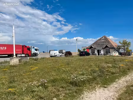 mur d'immeuble locatif rentabilité net de plus de 10%  restauration routière sur rn4 entre