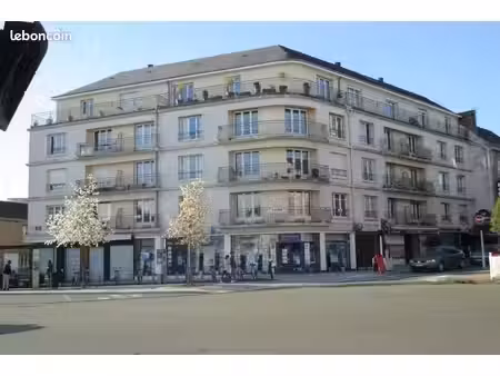 3 pièces - quartier centre-ville préfecture - balcon