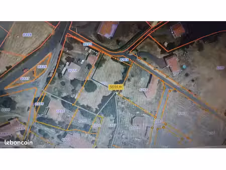 terrain constructible 840m2