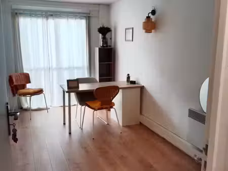 bureau 10 m2 barrière du médoc